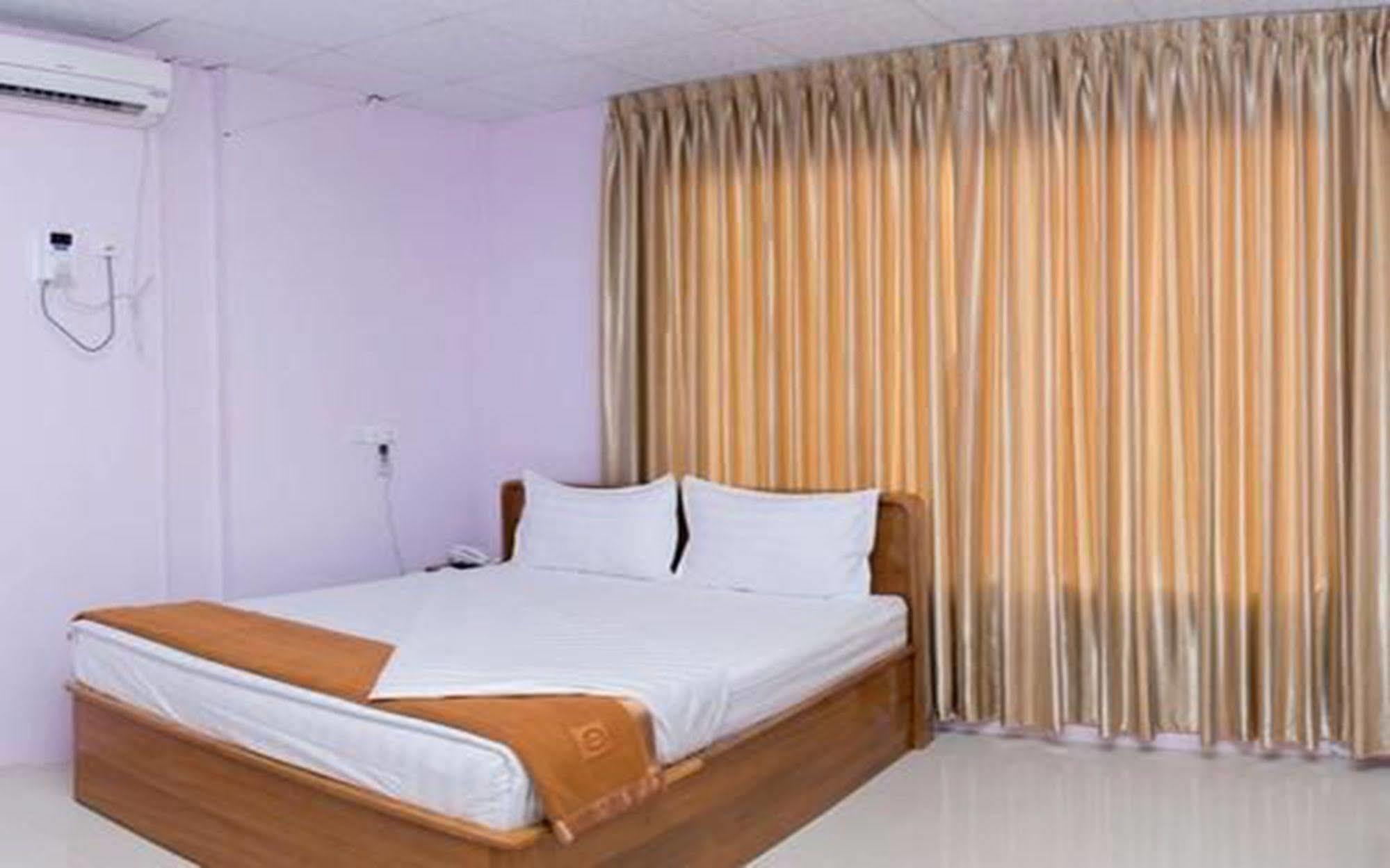Aung Tha Pyay Hotel 3 Rangun Zewnętrze zdjęcie