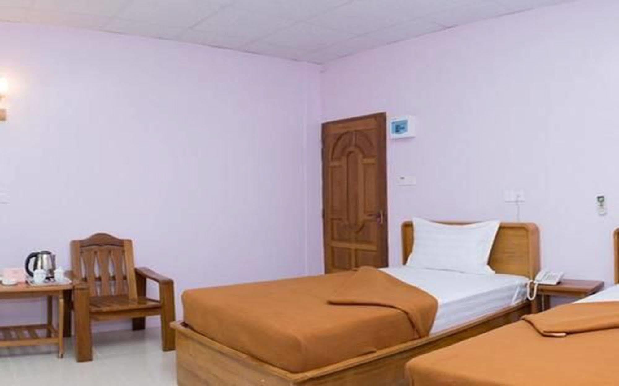 Aung Tha Pyay Hotel 3 Rangun Zewnętrze zdjęcie